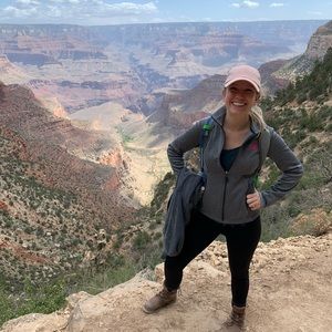 Meet your Posher, Natalie